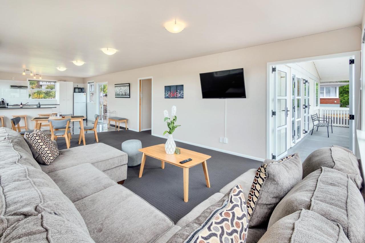 Fabulous Three Bedroom Home In Pakuranga Auckland Eksteriør bilde
