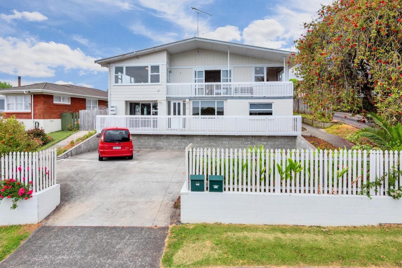 Fabulous Three Bedroom Home In Pakuranga Auckland Eksteriør bilde