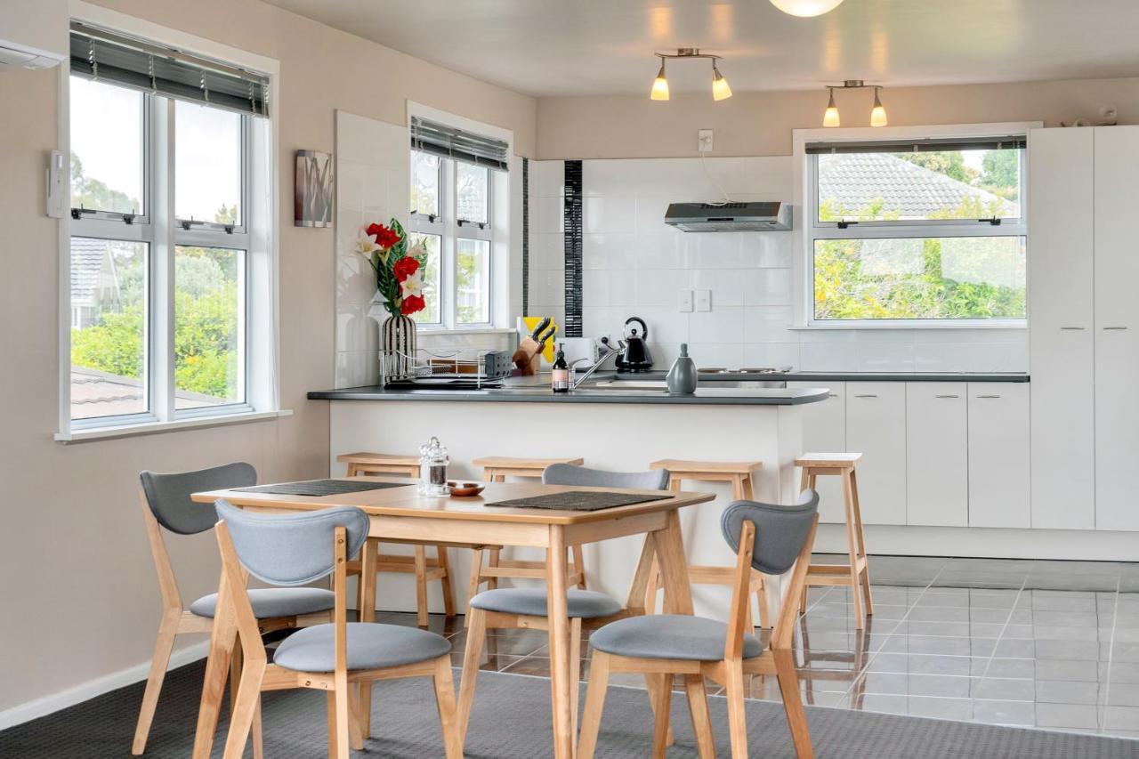 Fabulous Three Bedroom Home In Pakuranga Auckland Eksteriør bilde